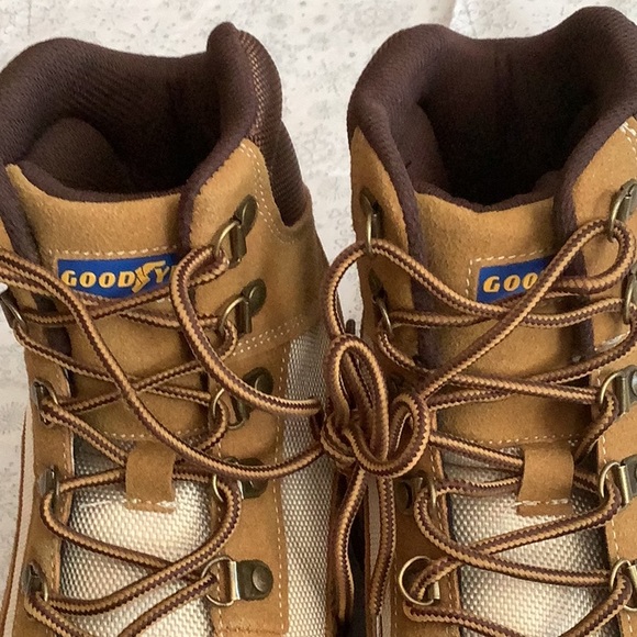 Goodyear boots - Picture 2 of 8